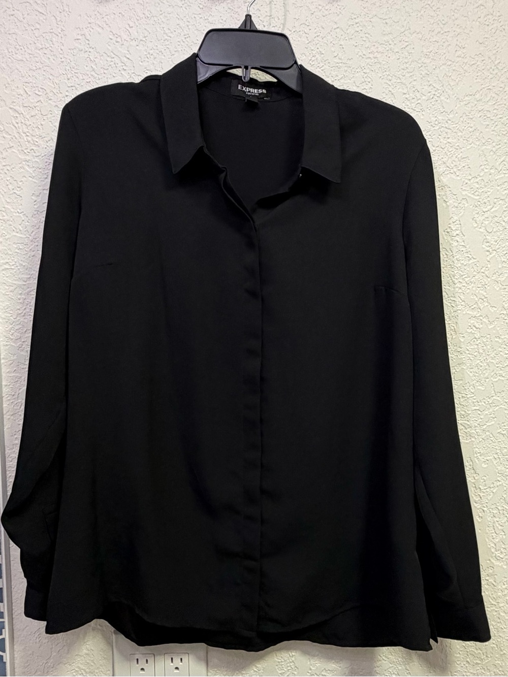 Express Black Classic Button-Up Shirt